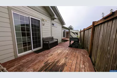 145 NE 71st St, Newport, OR 97365 - Photo 35