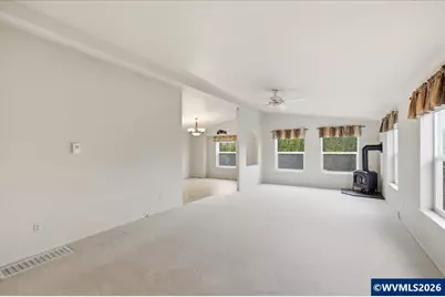 2120 Robins #77 Ln SE, Salem, OR 97306 - Photo 9