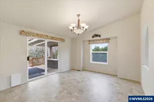 2120 Robins Ln SE, Salem, OR 97306 - Photo 15