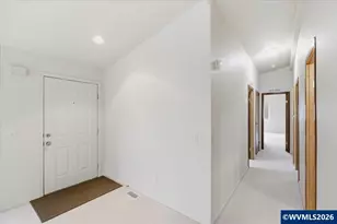 2120 Robins Ln SE, Salem, OR 97306 - Photo 13