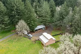 39692 Lacomb Dr, Lebanon, OR 97355 - Photo 45