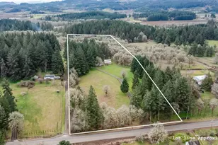 39692 Lacomb Dr, Lebanon, OR 97355 - Photo 3