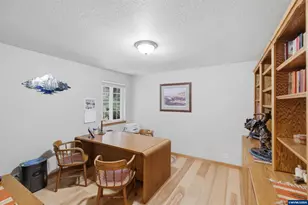 39692 Lacomb Dr, Lebanon, OR 97355 - Photo 15