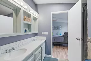 420 Rainwater Ln, Albany, OR 97321 - Photo 21