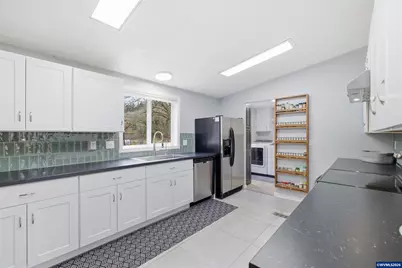 420 Rainwater Ln, Albany, OR 97321 - Photo 15