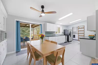 420 Rainwater Ln, Albany, OR 97321 - Photo 11