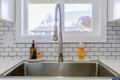 6097 SW Lanier St, Albany, OR 97321 - Photo 13