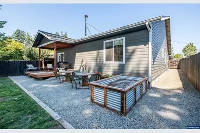 547 W 4th St, Coquille, OR 97423 - Photo 43