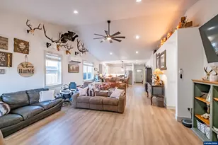 547 W Fourth St, Coquille, OR 97423 - Photo 17