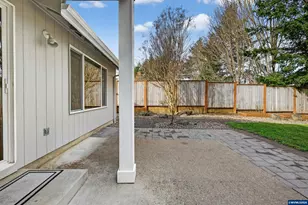 5585 SW Windflower Dr, Corvallis, OR 97333 - Photo 29