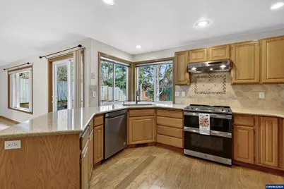 5585 SW Windflower Dr, Corvallis, OR 97333 - Photo 11