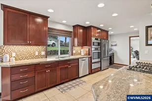 544 Clarmount St NW, Salem, OR 97304 - Photo 13