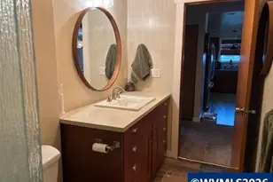 2130 Umpqua Rd, Woodburn, OR 97071 - Photo 9