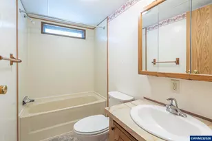 300 SE Lacreole Dr, Dallas, OR 97338 - Photo 27