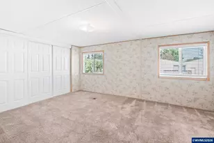 300 SE Lacreole Dr, Dallas, OR 97338 - Photo 23