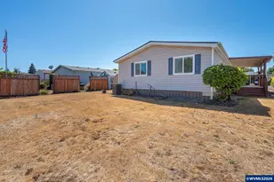 300 SE Lacreole Dr, Dallas, OR 97338 - Photo 5