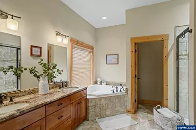 1970 Landaggard Dr NW, Salem, OR 97304 - Photo 31