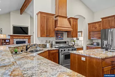 1970 Landaggard Dr NW, Salem, OR 97304 - Photo 15