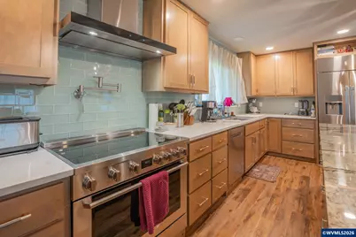 30971 Sodaville Rd, Lebanon, OR 97355 - Photo 9