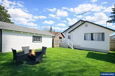 355 24th St SE, Salem, OR 97301 - Photo 23