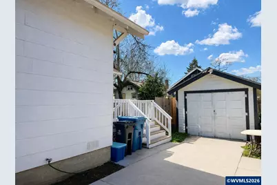 355 24th St SE, Salem, OR 97301 - Photo 25