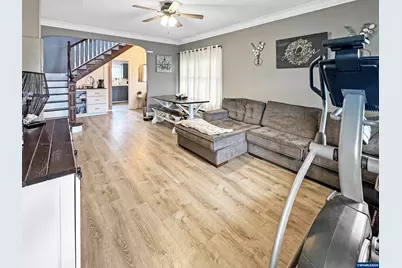 355 24th St SE, Salem, OR 97301 - Photo 3