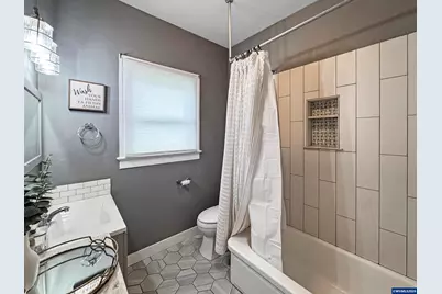 355 24th St SE, Salem, OR 97301 - Photo 13
