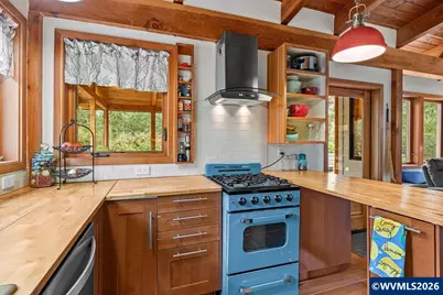 4975 Heceta Beach Rd, Florence, OR 97439 - Photo 17