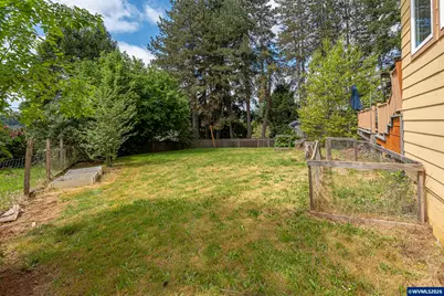 2380 Emmet Dr NW, Salem, OR 97304 - Photo 41