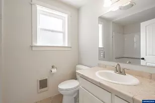 2380 Emmet Dr NW, Salem, OR 97304 - Photo 33