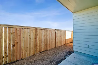 746 Merriott Ln, Woodburn, OR 97071 - Photo 27