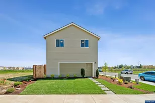 746 Merriott Ln, Woodburn, OR 97071 - Photo 29