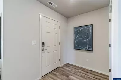 746 Merriott Ln, Woodburn, OR 97071 - Photo 5