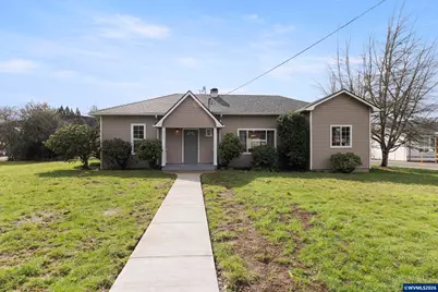3303 Long St, Sweet Home, OR 97386 - Photo 1