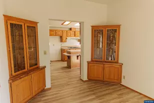 2410 Lancaster Dr SE, Salem, OR 97302 - Photo 7