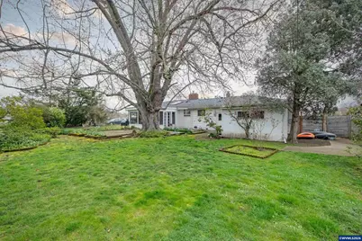 2420 Pine Ln SE, Albany, OR 97322 - Photo 33