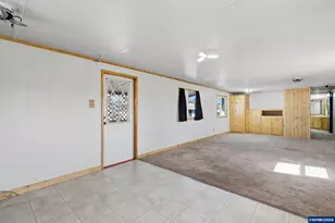 612 N Cascade #48 Dr, Woodburn, OR 97071 - Photo 7