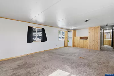 612 N Cascade #48 Dr, Woodburn, OR 97071 - Photo 9