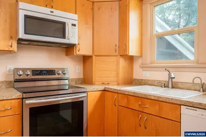 1139 NW Yamhill St, McMinnville, OR 97128 - Photo 11