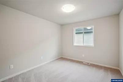 740 Merriott Ln, Woodburn, OR 97071 - Photo 13