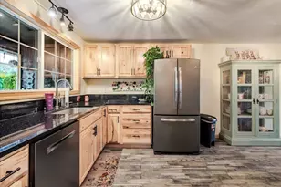 889 45th Ave NE, Salem, OR 97301 - Photo 9