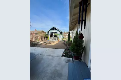 1335 1st Av, Sweet Home, OR 97386 - Photo 23