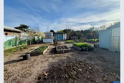 1335 1st Av, Sweet Home, OR 97386 - Photo 29