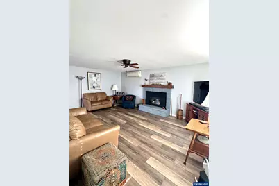 1335 1st Av, Sweet Home, OR 97386 - Photo 3