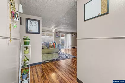 4713 Herrin Dr NE, Salem, OR 97305 - Photo 9