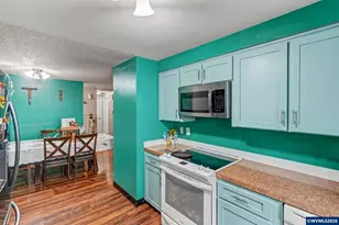 4713 Herrin Dr NE, Salem, OR 97305 - Photo 15