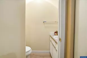 1544 Madelyn Ave SE, Salem, OR 97306 - Photo 11