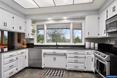 735 SW Mill St, Sheridan, OR 97378 - Photo 17