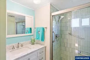 1418 Pine St, Silverton, OR 97381 - Photo 23
