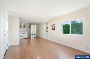 1418 Pine St, Silverton, OR 97381 - Photo 9